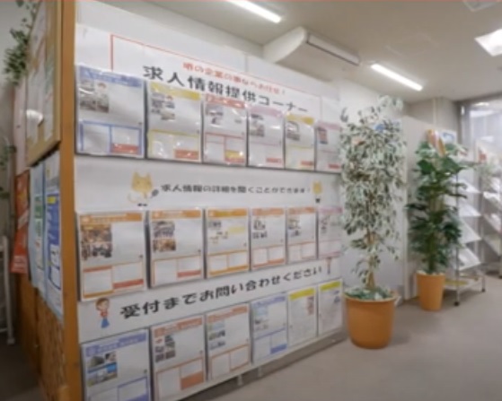 カード掲示ブース前